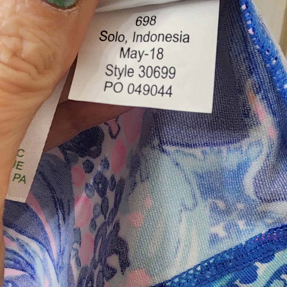Lilly‎ Pulitzer Long Sleeve Tee, Size Medium. - Picture 6 of 11